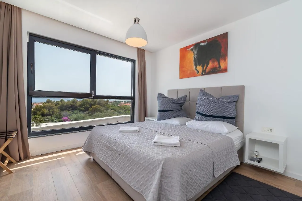 Villa Villalux2022 Mit Pool Beheizt Trogir